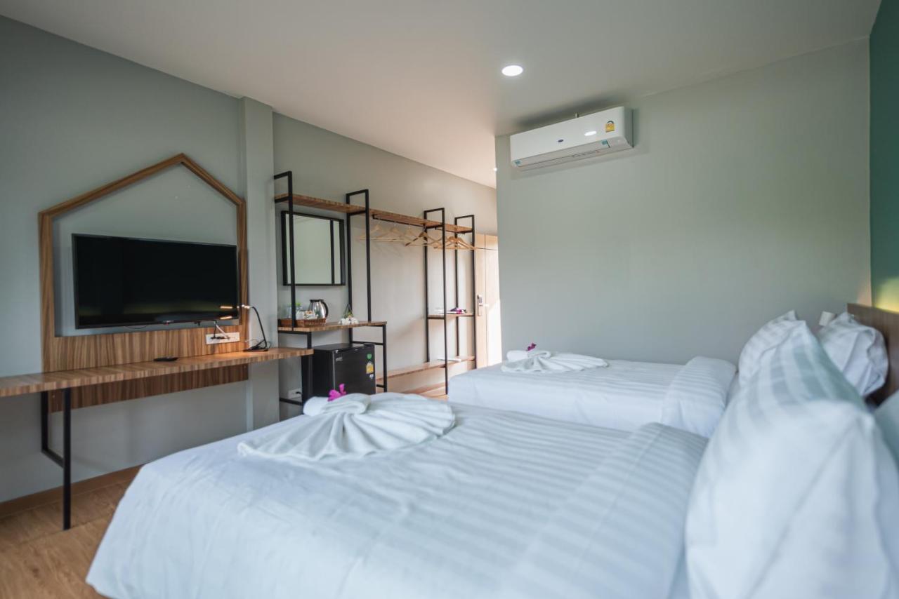 The Tree Riverside Resort Kaeng Krachan Exterior photo