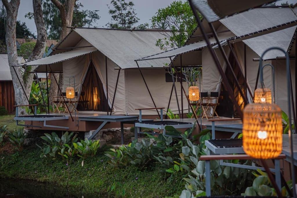 The Tree Riverside Resort Kaeng Krachan Exterior photo