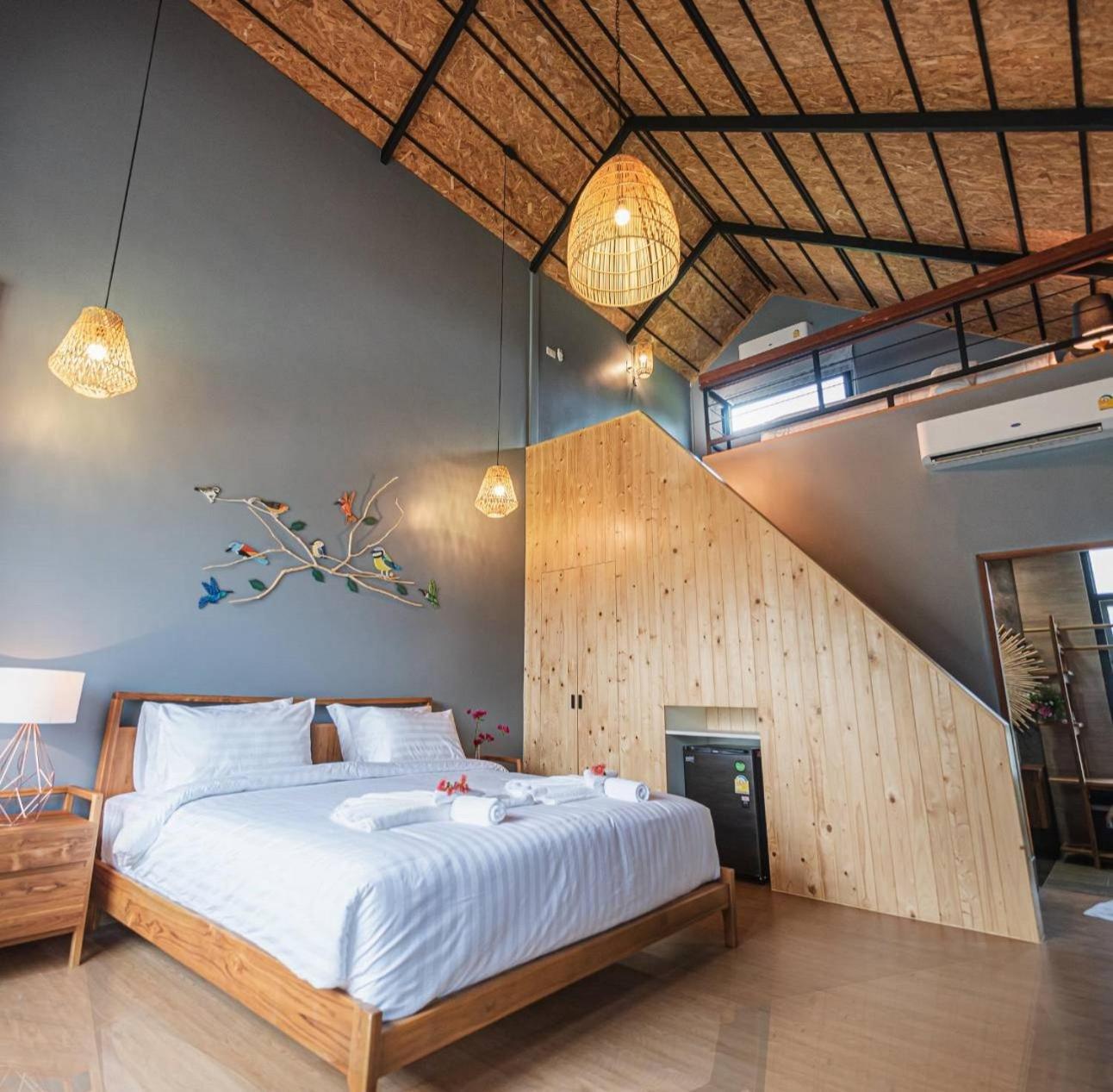The Tree Riverside Resort Kaeng Krachan Exterior photo