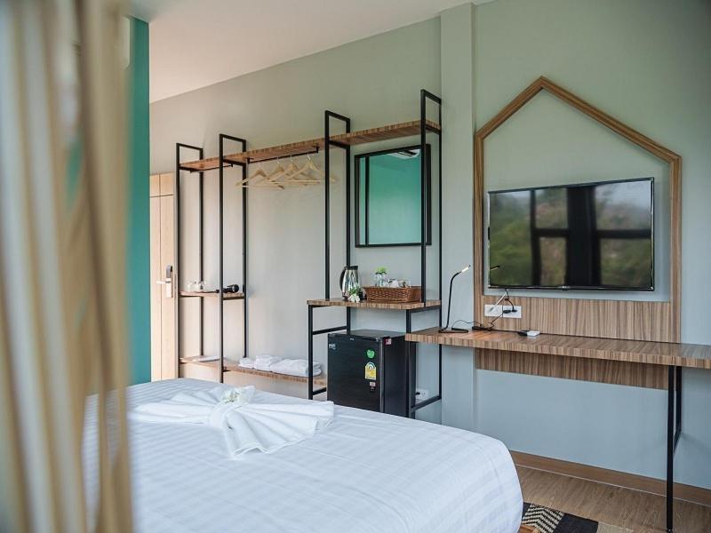 The Tree Riverside Resort Kaeng Krachan Exterior photo